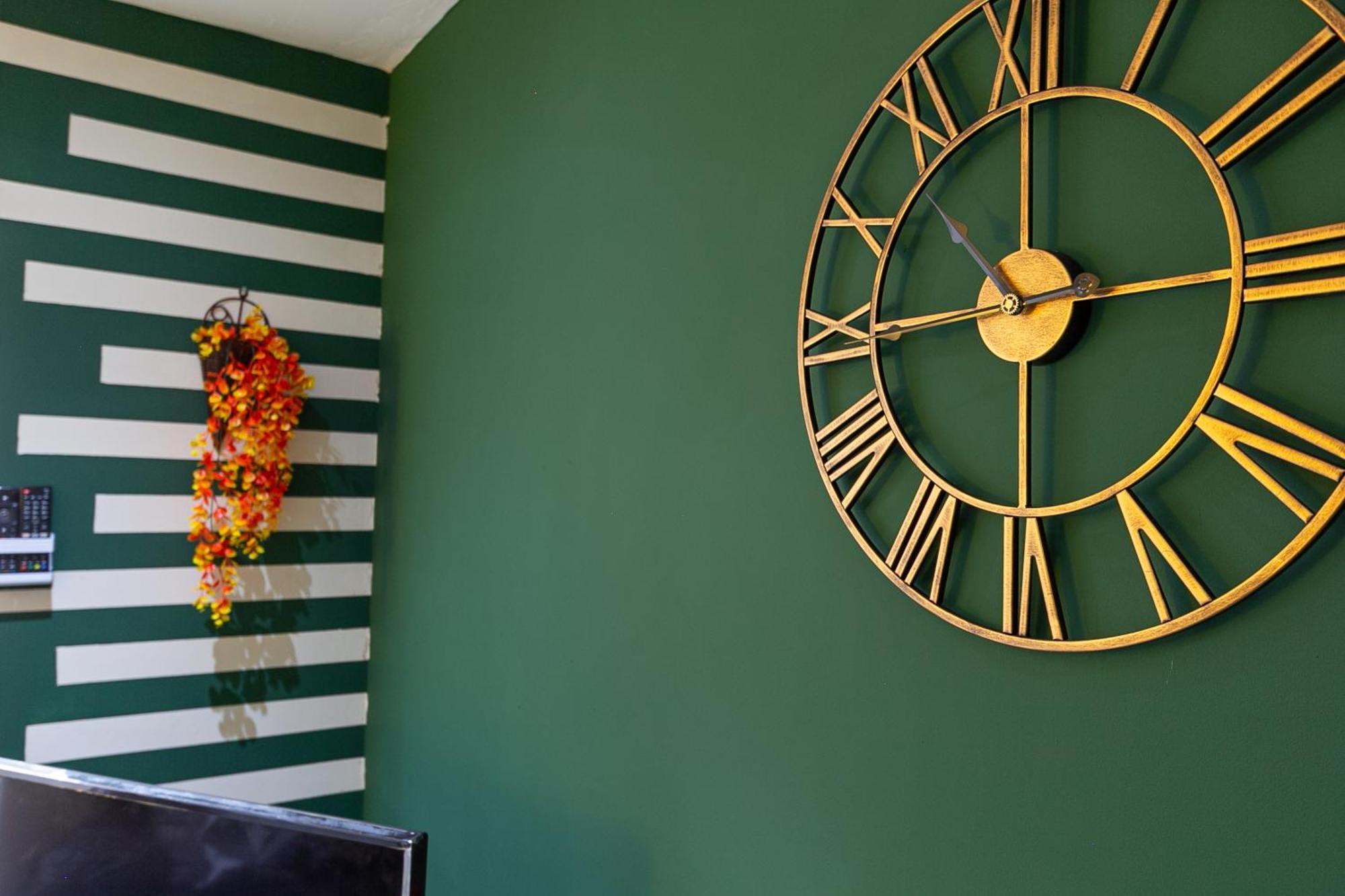 Bathway House - Free Secured Parking And Wifi Apartment Ковънтри Екстериор снимка