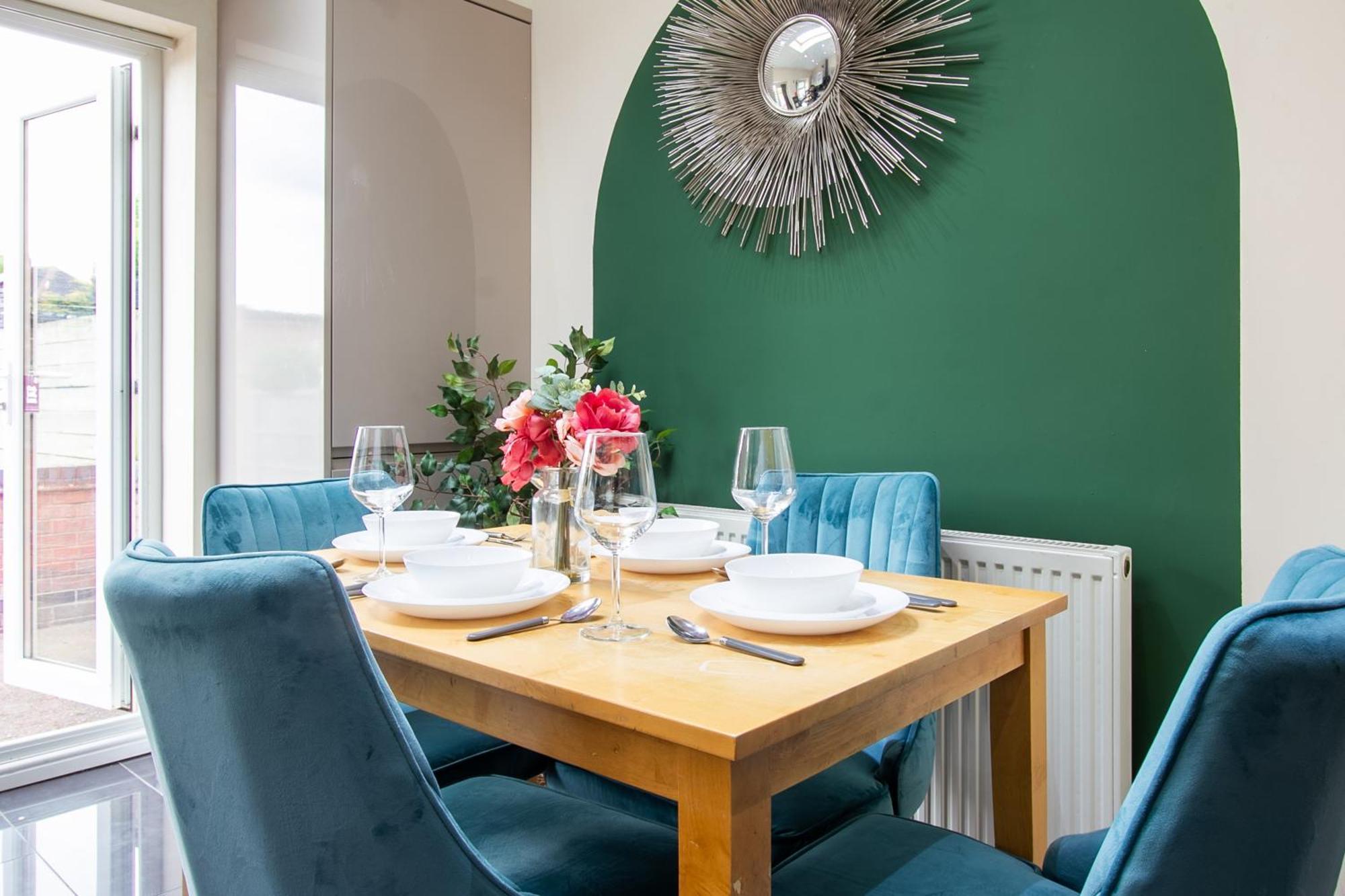 Bathway House - Free Secured Parking And Wifi Apartment Ковънтри Екстериор снимка