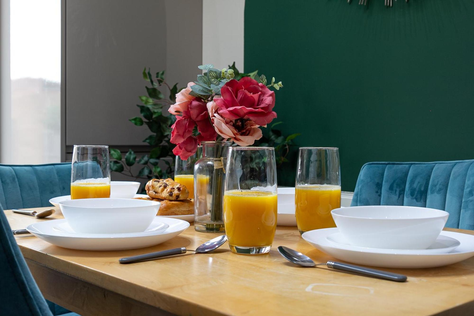 Bathway House - Free Secured Parking And Wifi Apartment Ковънтри Екстериор снимка